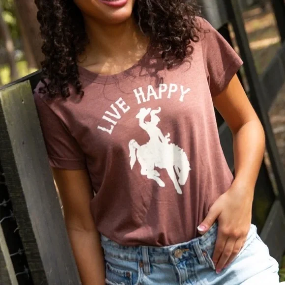 Natural Life Live Happy Cowgirl Perfect Fit Tee - NWT - Picture 1 of 3
